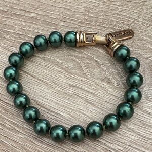 Kissaka vintage faux Tahitian, pearl bracelet, gold tone